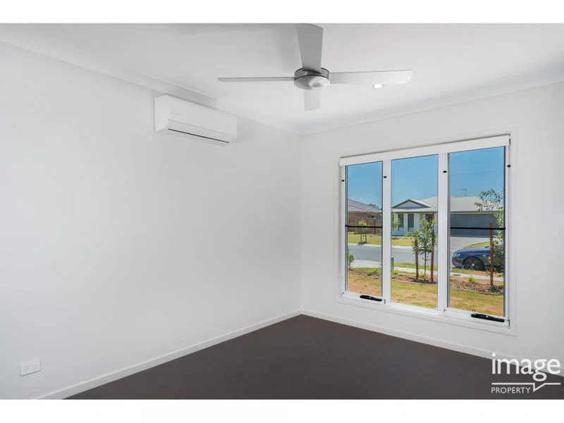 4 Wicker Road, Park Ridge, QLD, 4125, Park Ridge - Thumbnail 6