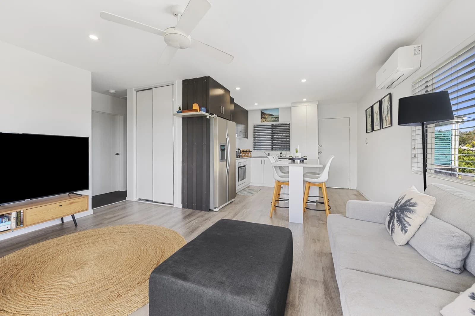 4/2 Pettigrew Street, MOOLOOLABA, QLD, 4557, Mooloolaba - Thumbnail 2