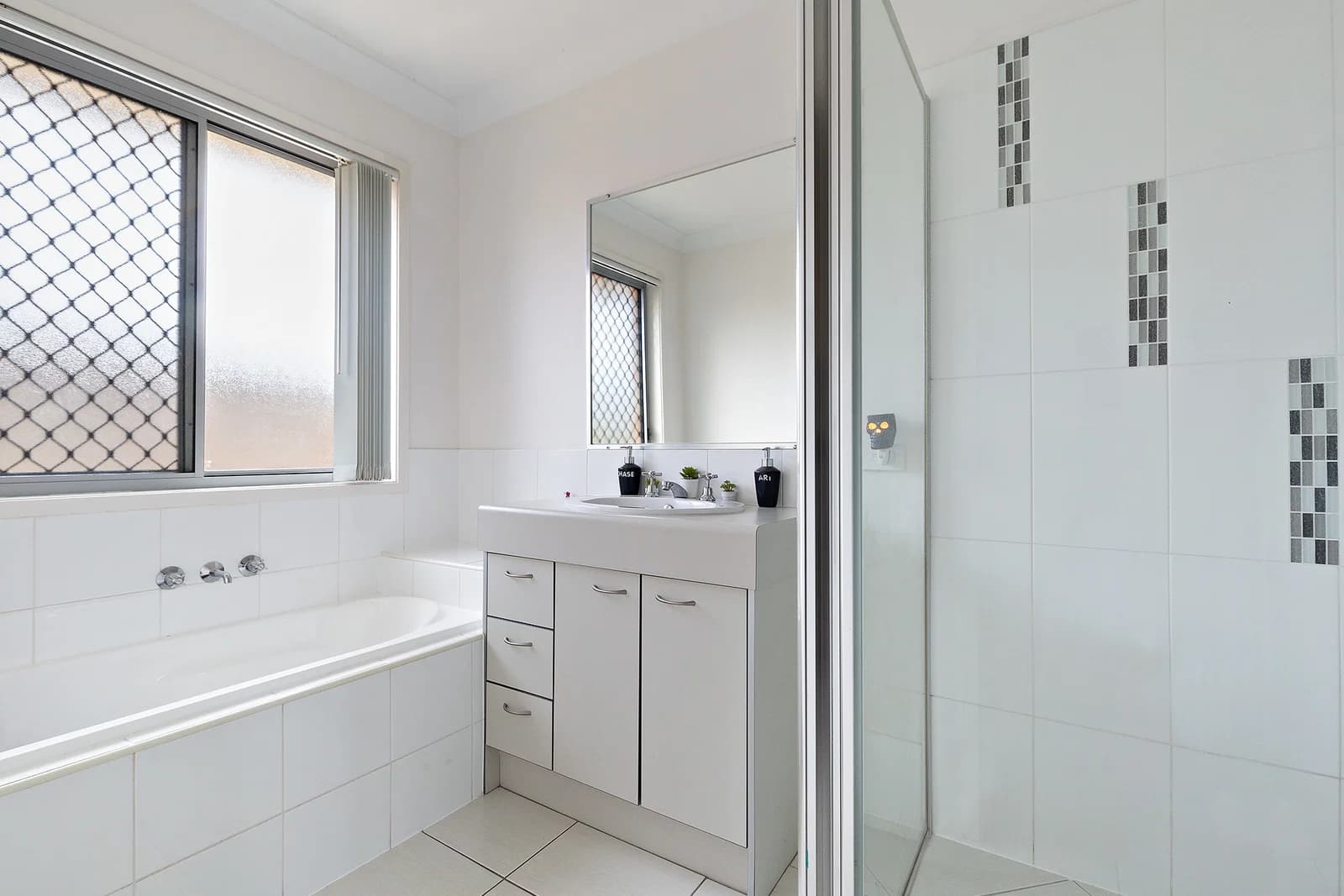 7 Tamsin Court, Regents Park, QLD, 4118, Regents Park - Thumbnail 6