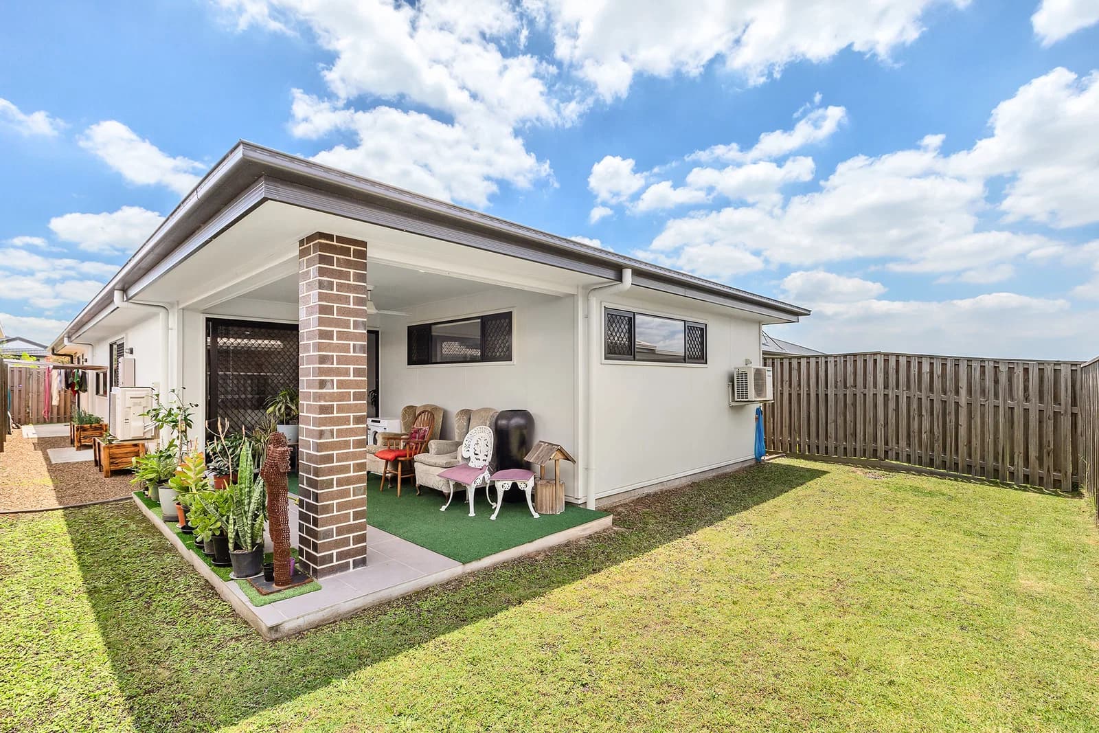 10 Skelbrook Road, Park Ridge, QLD, 4125, Park Ridge - Thumbnail 2