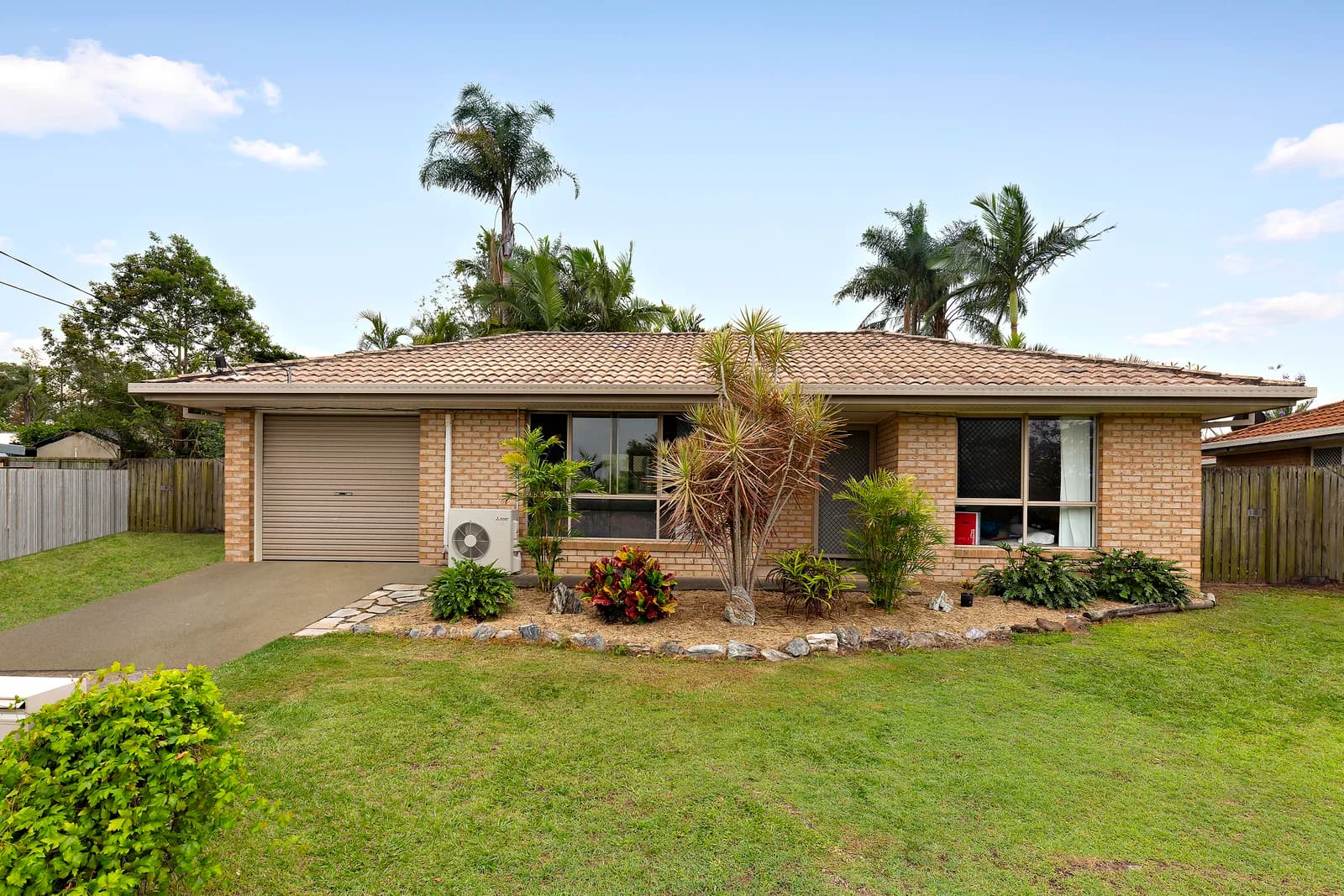 15 Fedrick Street, BORONIA HEIGHTS, QLD, 4124, Boronia Heights - Thumbnail 2