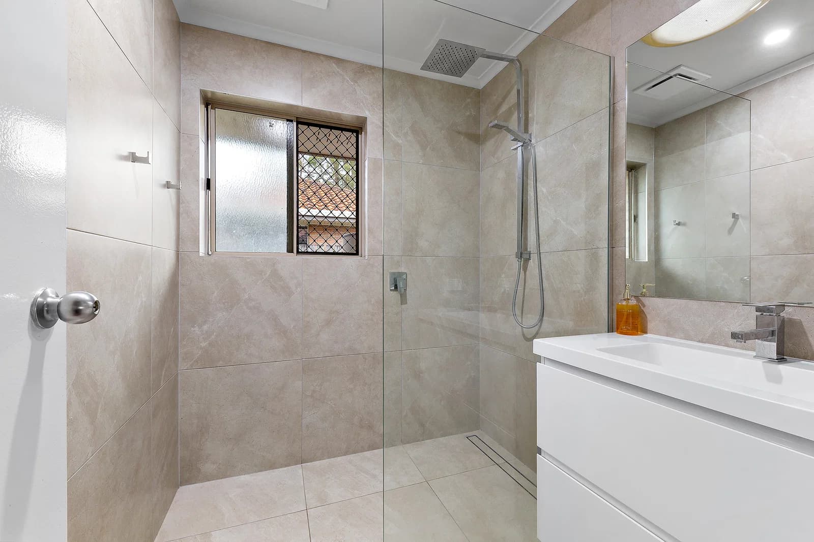 15 Fedrick Street, BORONIA HEIGHTS, QLD, 4124, Boronia Heights - Thumbnail 8