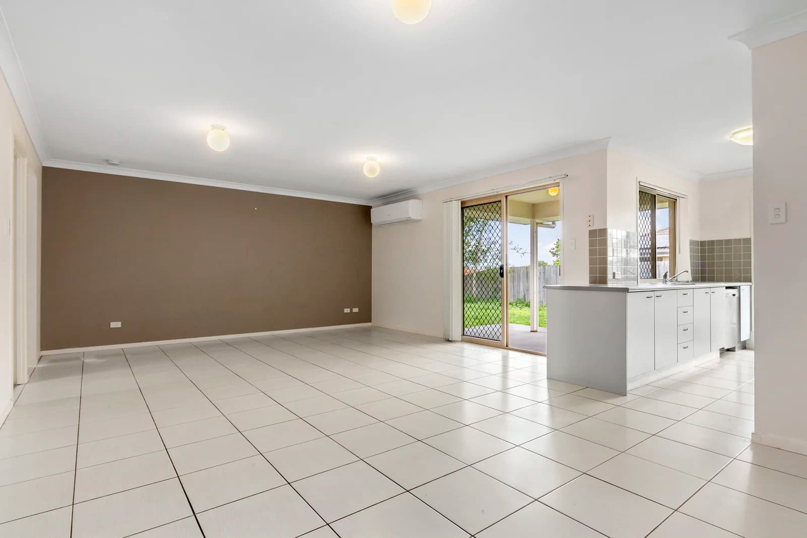 10 Tamsin Court, Regents Park, QLD, 4118, Regents Park - Image 1