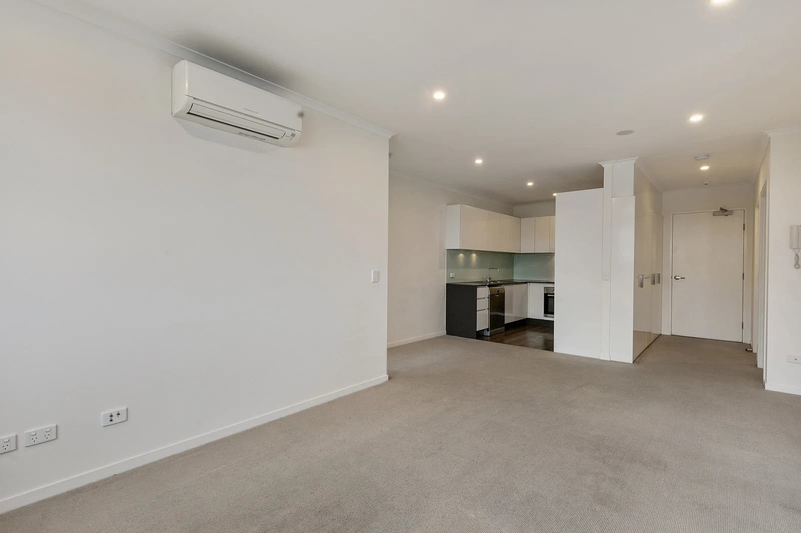 142/986 Wynnum Road, Cannon Hill, QLD, 4170, Cannon Hill - Thumbnail 3
