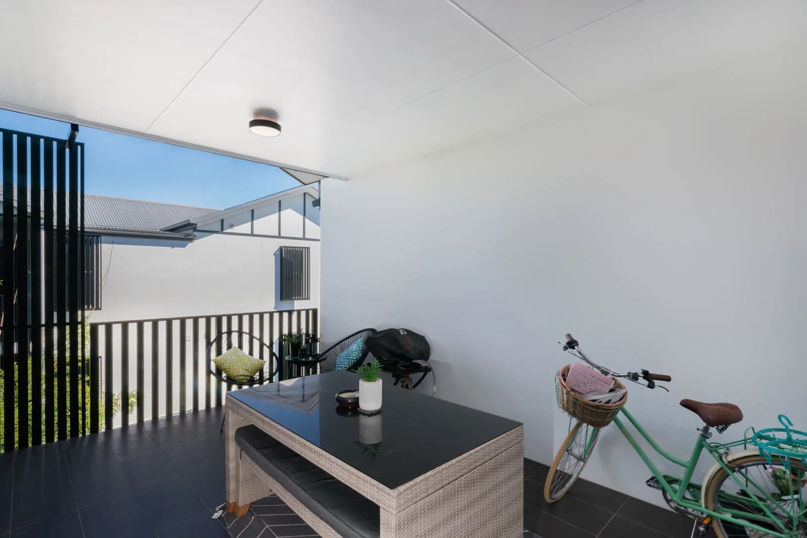 307/38 Latimer Street, Holland Park, QLD, 4121, Holland Park - Thumbnail 2