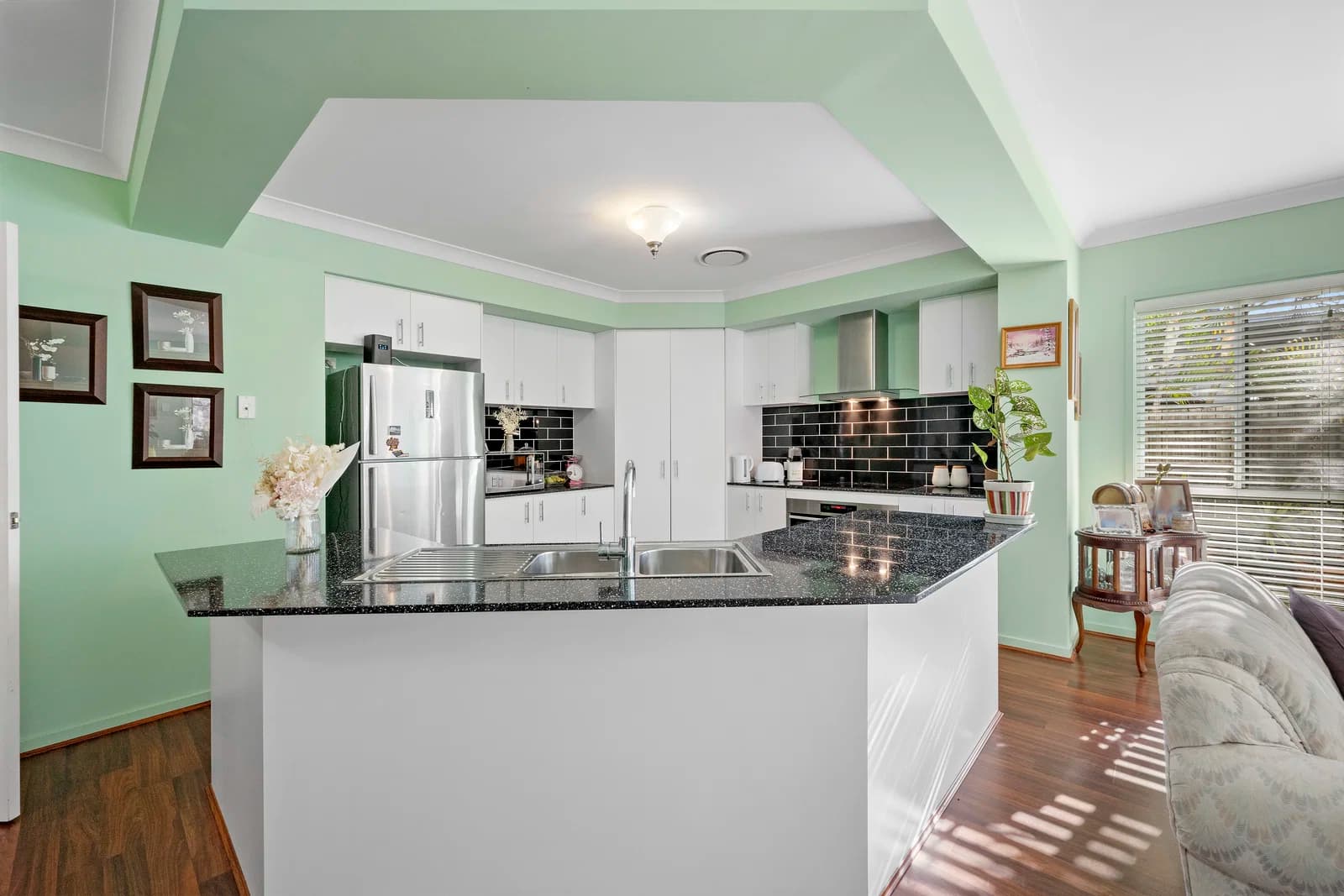 12 Saturn Court Mango Hill QLD 4509, Mango Hill - Thumbnail 2