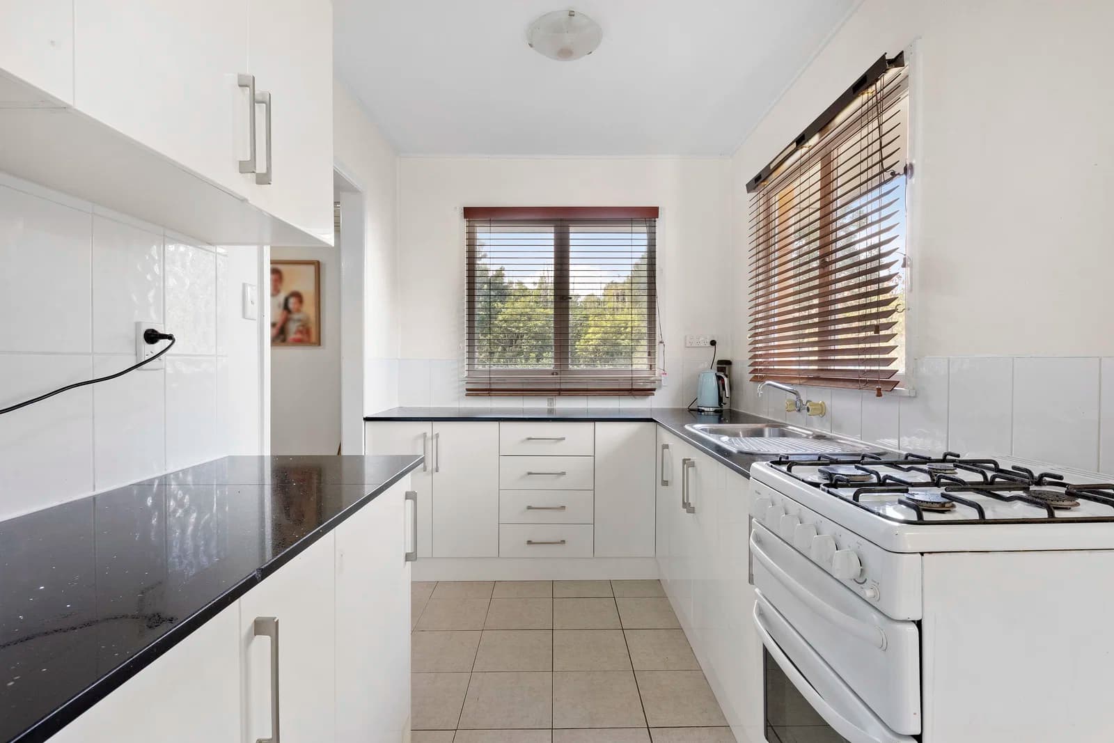 19 Blaxland Street, Woodridge, QLD, 4114, Woodridge - Thumbnail 6