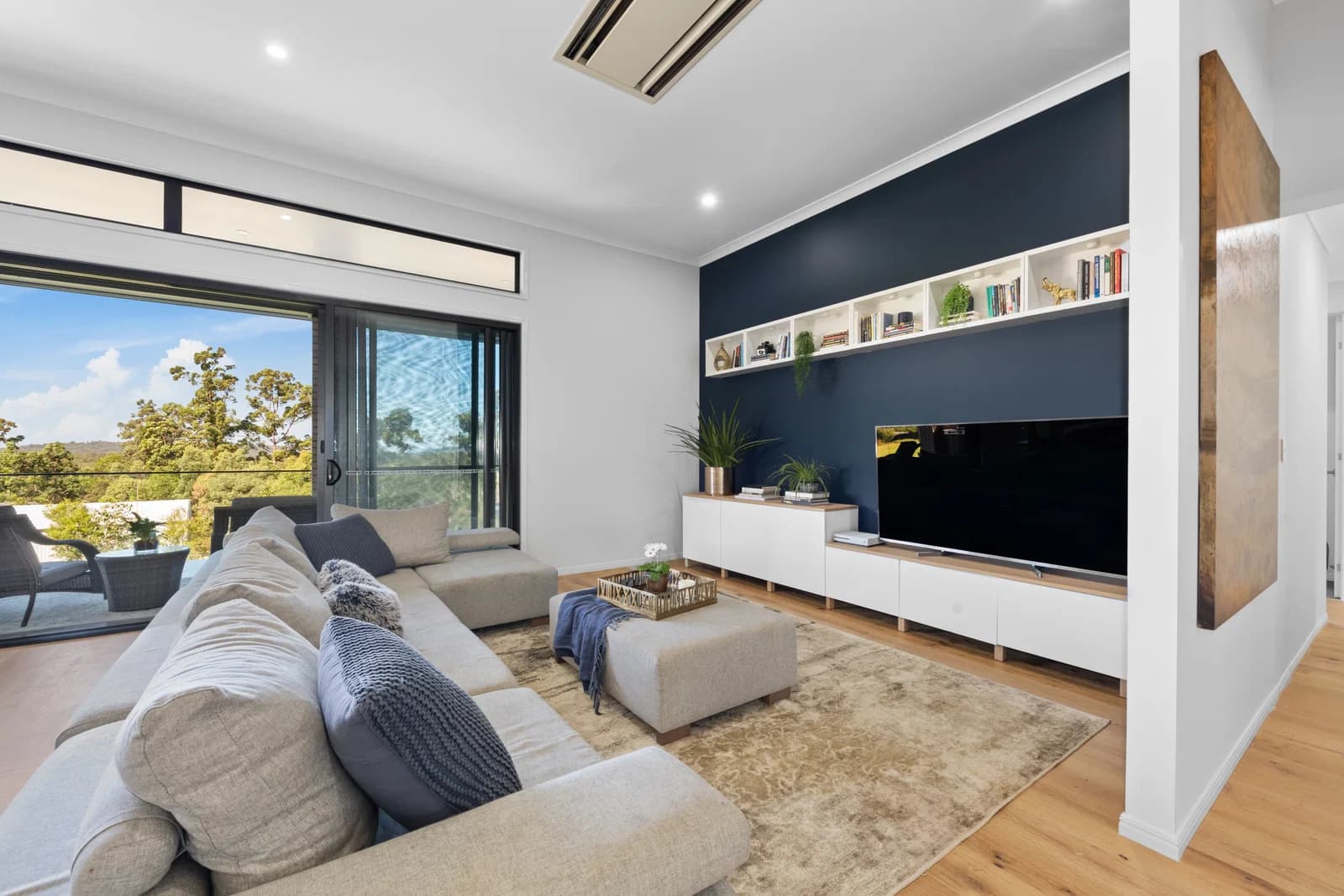 9 Kingfisher Crescent, Palmview, QLD, 4553, Palmview - Thumbnail 6