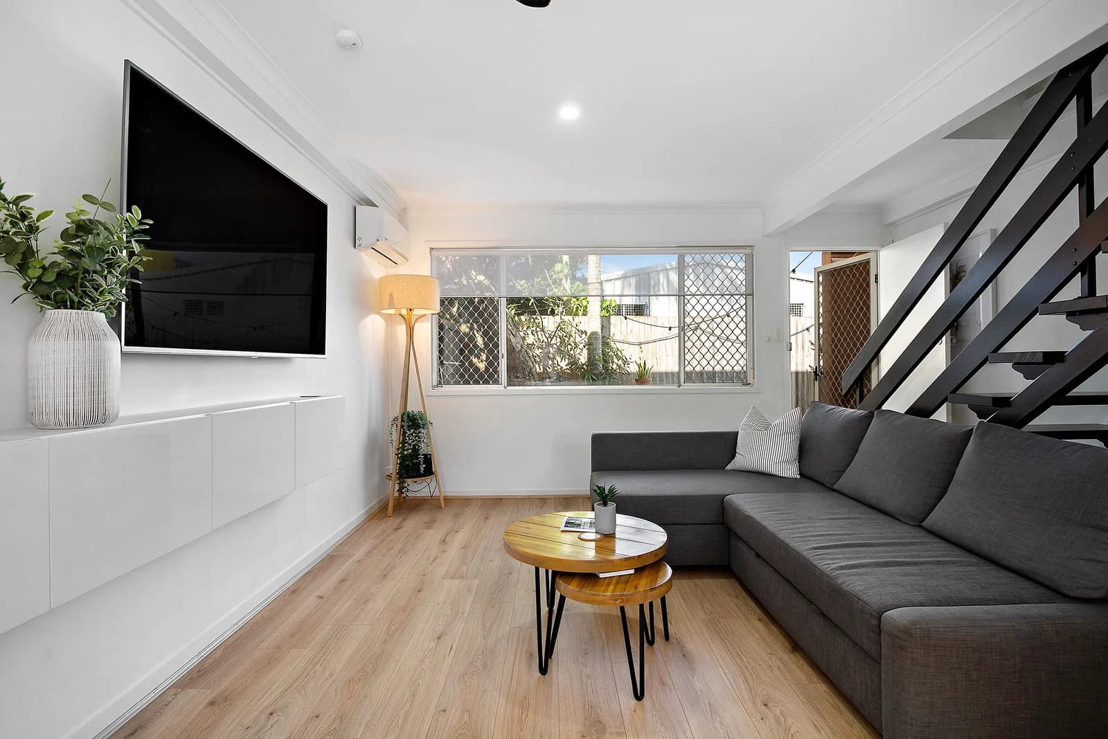 1/10 Bahlaka Street, Mooloolaba, QLD, 4557, Mooloolaba - Thumbnail 2