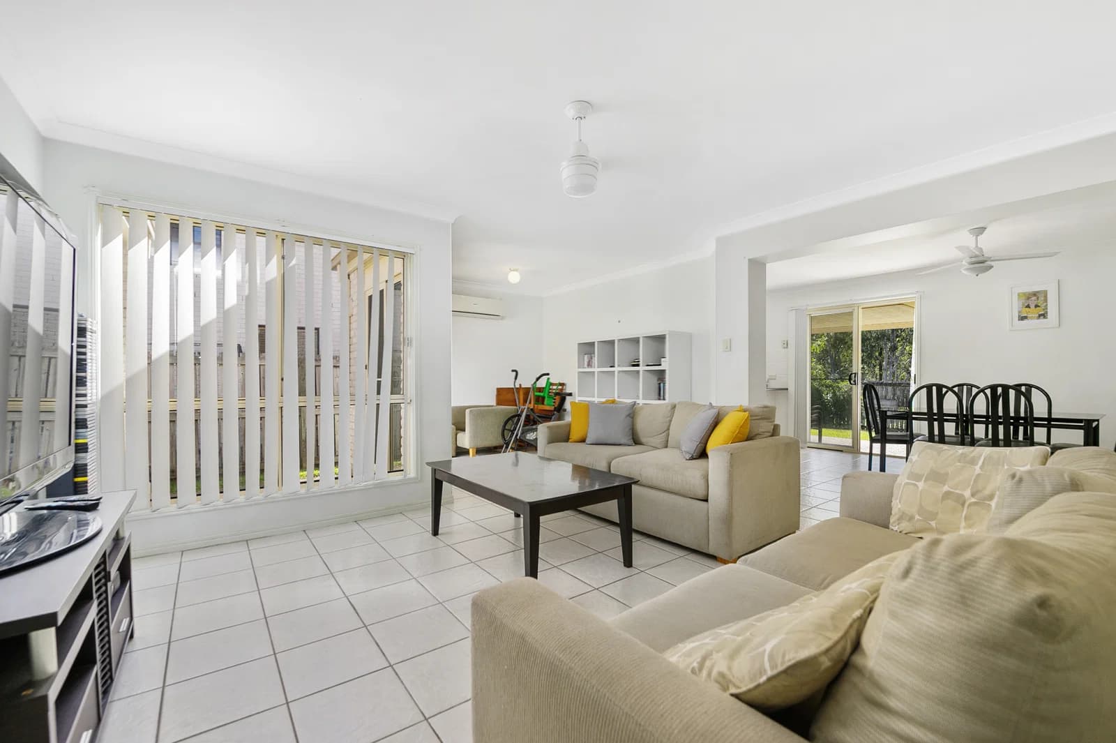 24 Allenby Drive, Meadowbrook, QLD, 4131, Meadowbrook - Thumbnail 3