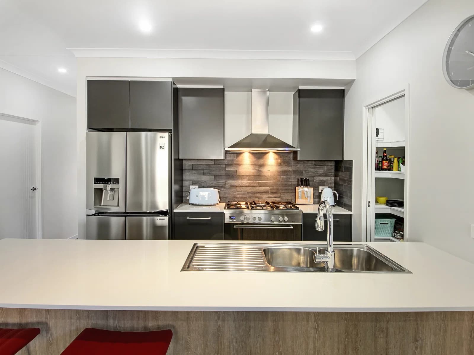6 Limosa Way, Palmview, QLD, 4553, Palmview - Thumbnail 2