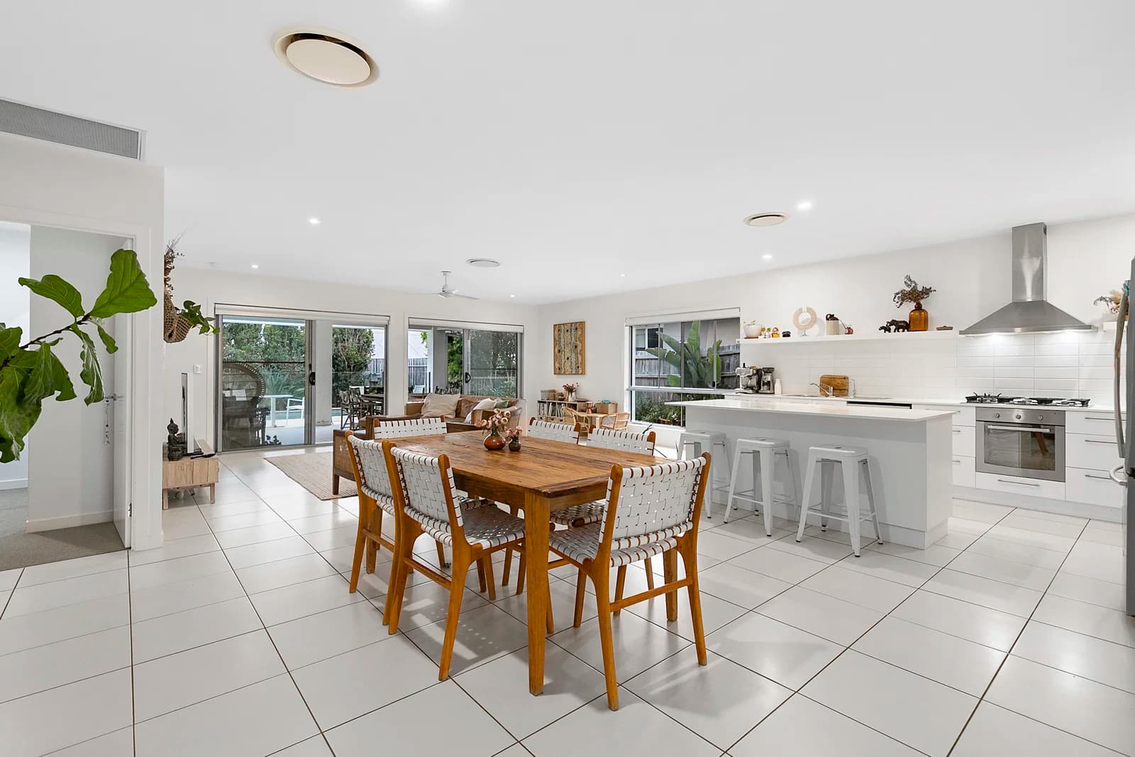 17 Maidstone Crescent, Peregian Springs, QLD, 4573, Peregian Springs - Thumbnail 6