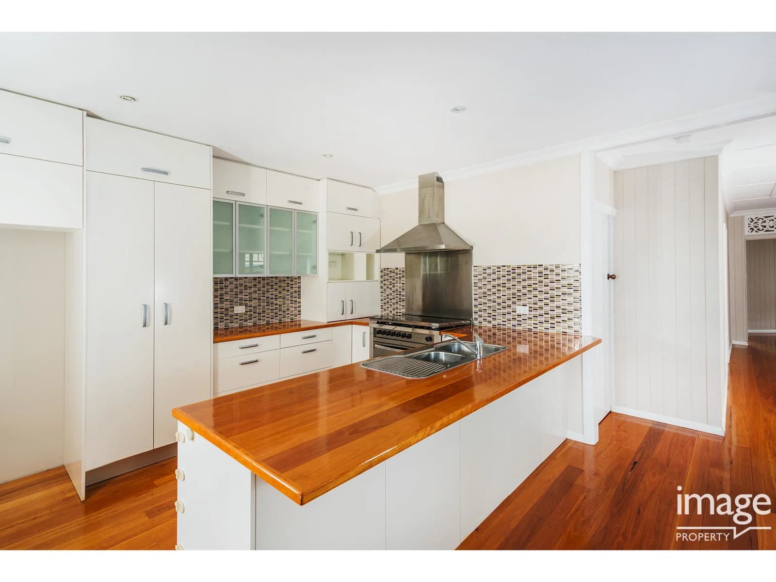 25 Fryar Street, Camp Hill, QLD, 4152, Camp Hill - Thumbnail 2