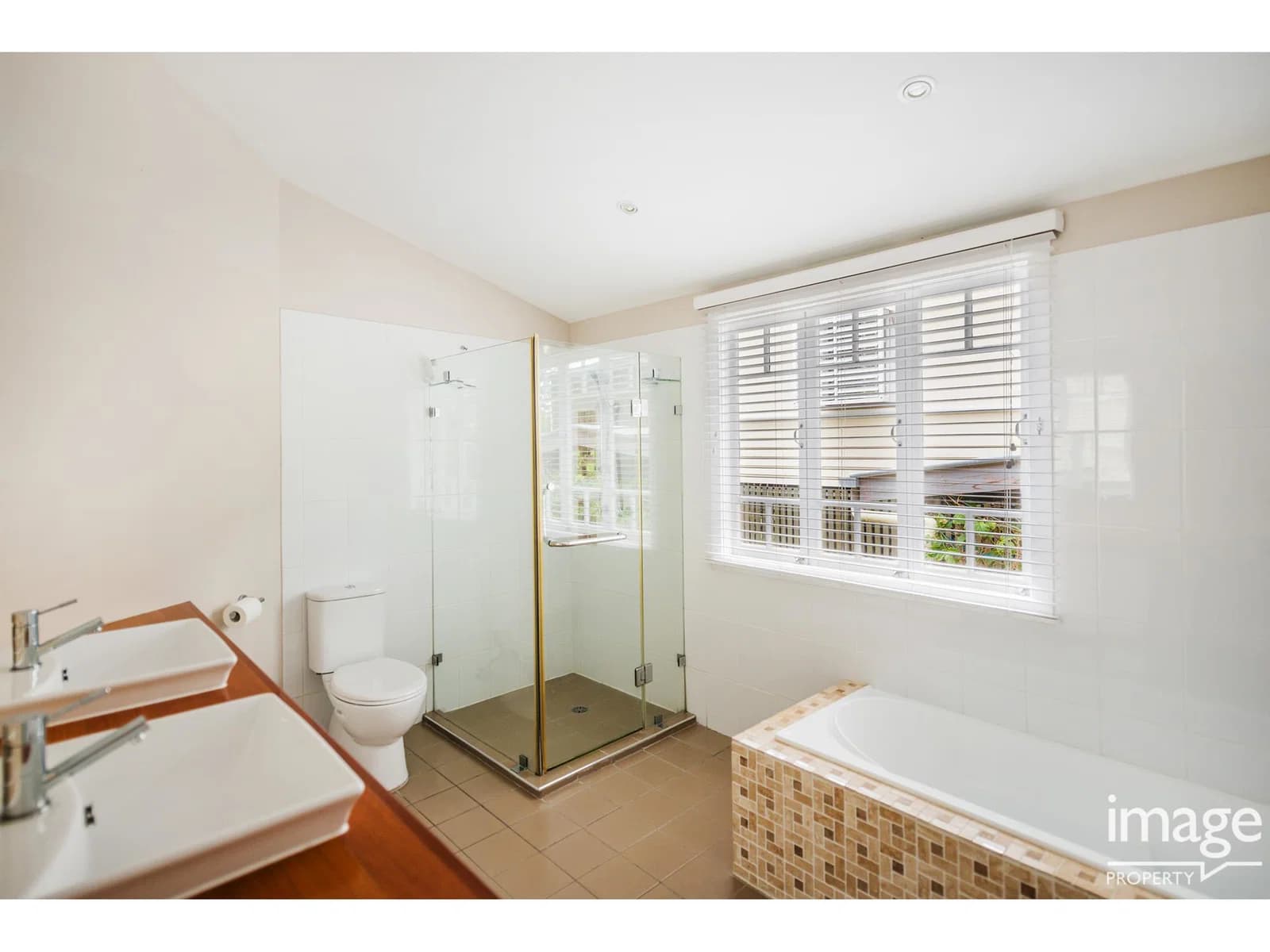 25 Fryar Street, Camp Hill, QLD, 4152, Camp Hill - Thumbnail 7