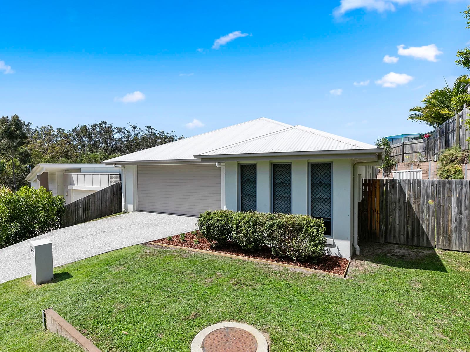 3 Harrier Crescent, Peregian Springs, QLD, 4573, Peregian Springs - Thumbnail 2