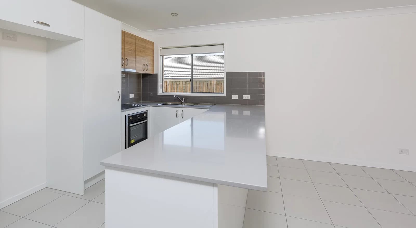 27 Allerton Park Drive, Park Ridge, QLD, 4125, Park Ridge - Thumbnail 3