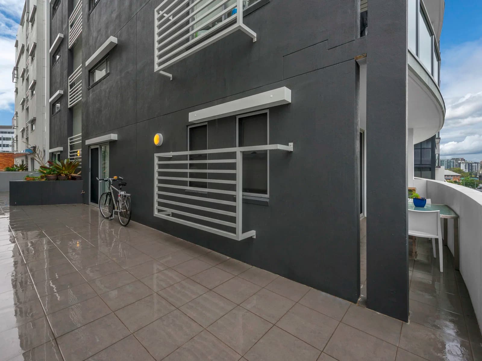 501/16 Merivale Street South Brisbane QLD 4101, South Brisbane - Thumbnail 2