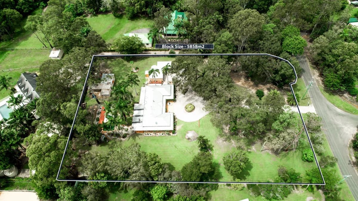 24 Hamilton Close, Mooloolah Valley, QLD, 4553, Mooloolah Valley - Thumbnail 2