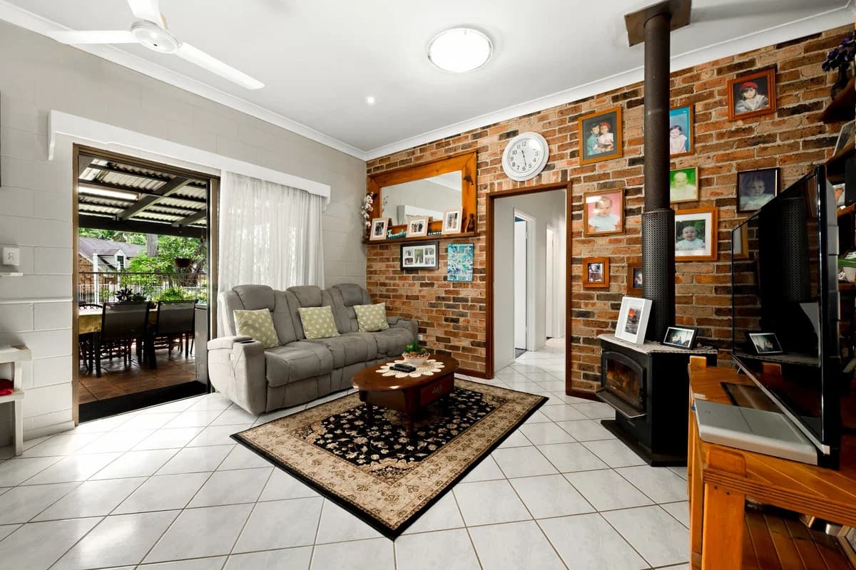 24 Hamilton Close, Mooloolah Valley, QLD, 4553, Mooloolah Valley - Thumbnail 5