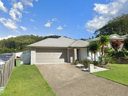 27 Plum Pine Street, Maudsland - Image 1
