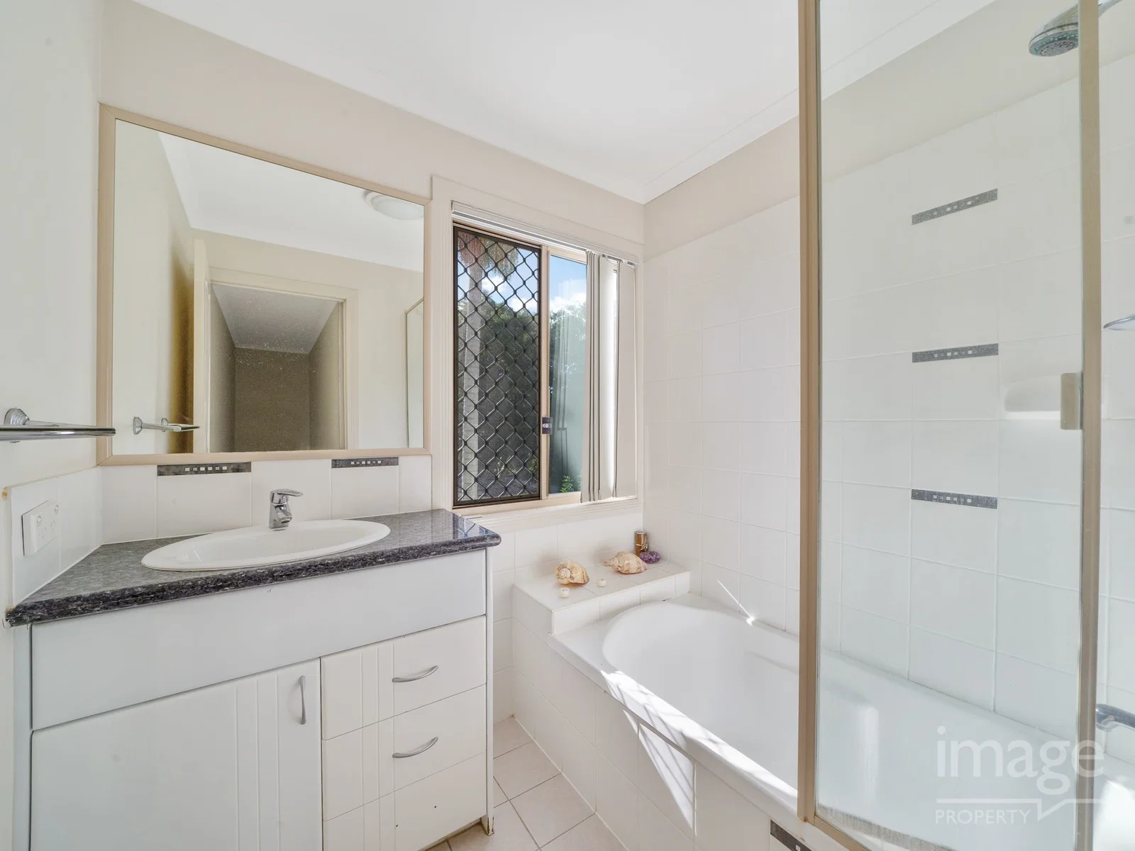 3/24 Robinson Street Coorparoo QLD 4151, Coorparoo - Thumbnail 8