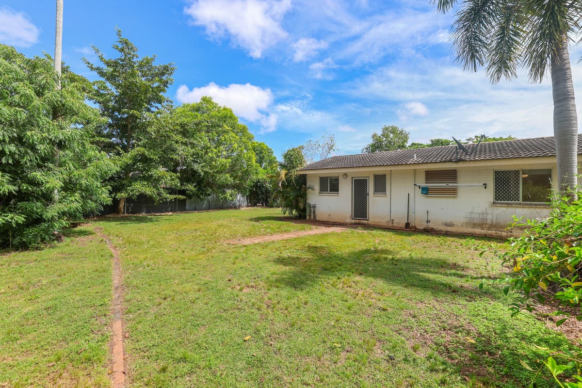 Endless Potential Massive 826sqm Block – Move-In Ready, Endless Potential Massive 826sqm Block – Move-In Ready - Image 1