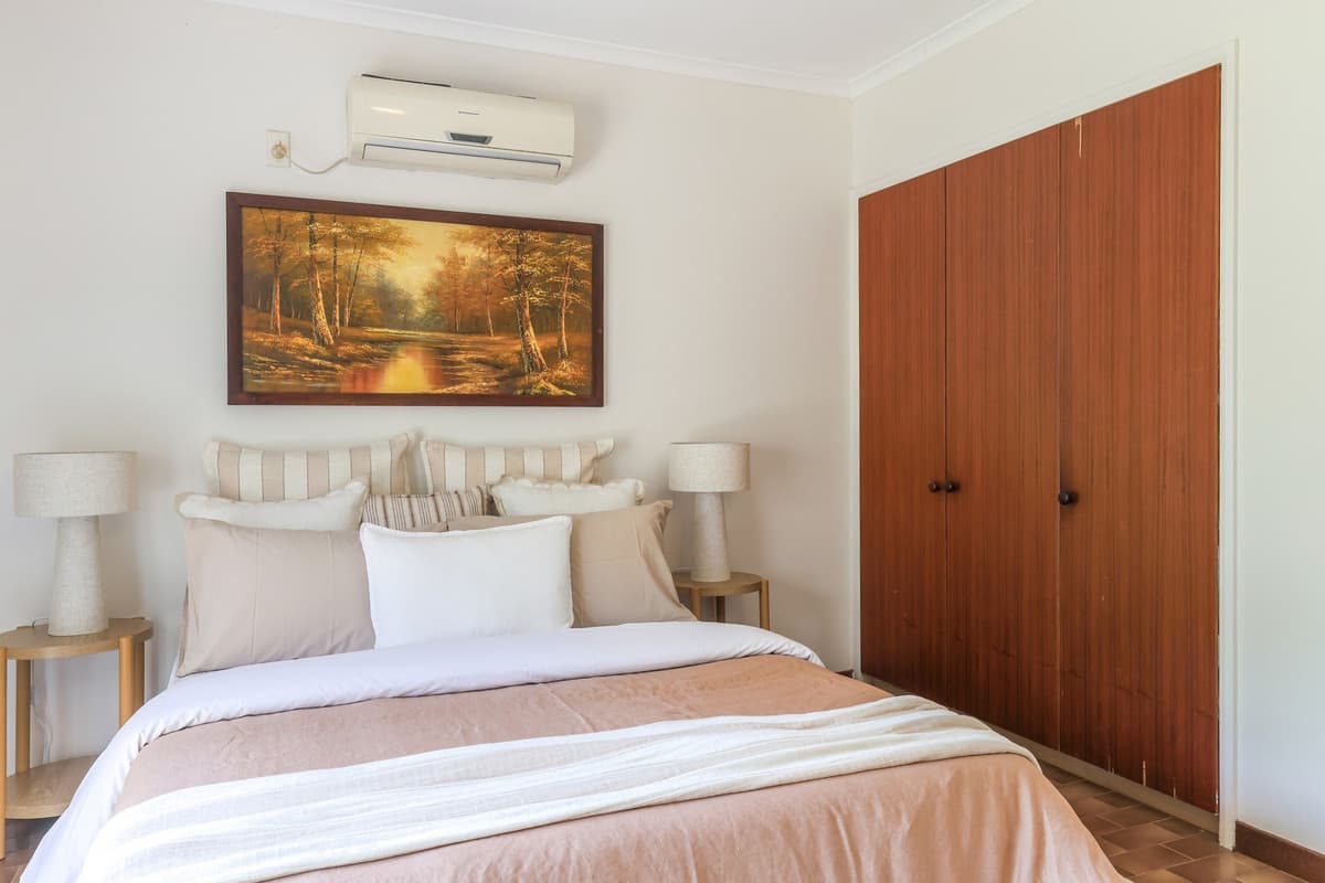 Endless Potential Massive 826sqm Block – Move-In Ready, Endless Potential Massive 826sqm Block – Move-In Ready - Thumbnail 4