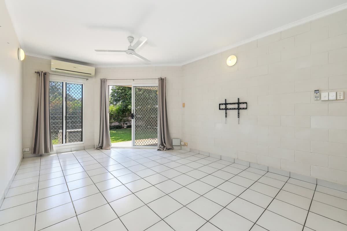 3 / 48 Emery Avenue, Woodroffe NT 0830, Stylishly Updated With Private Courtyard Living – Move In Or Invest - Thumbnail 5