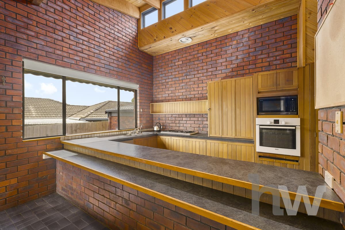 10 Holbein Court, GROVEDALE VIC 3216, Grovedale - Thumbnail 3