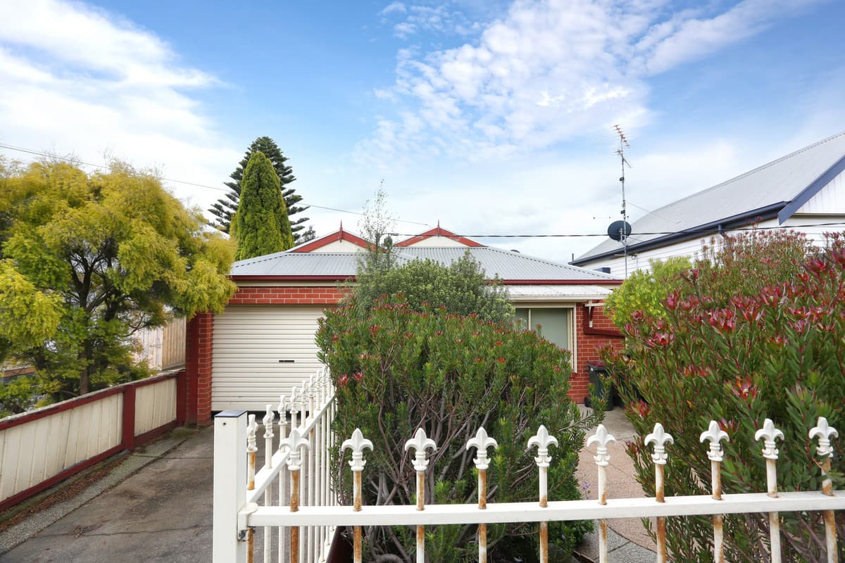 37 Townsend Road, WHITTINGTON VIC 3219, Whittington - Thumbnail 3