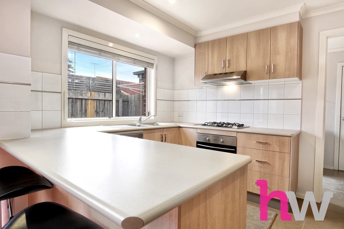1 / 27 Barnfather Street, THOMSON VIC 3219, Thomson - Image 1