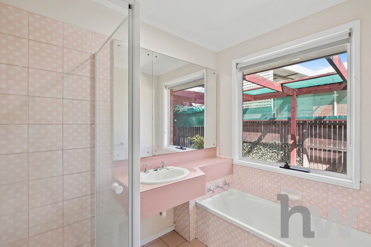 14 Carramar Drive, BELL PARK VIC 3215, Bell Park - Thumbnail 3