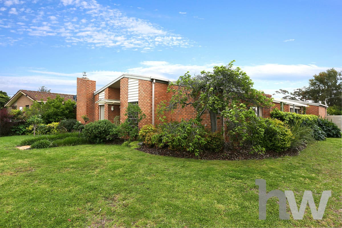 16 Mark Street, LARA VIC 3212, Lara - Image 1