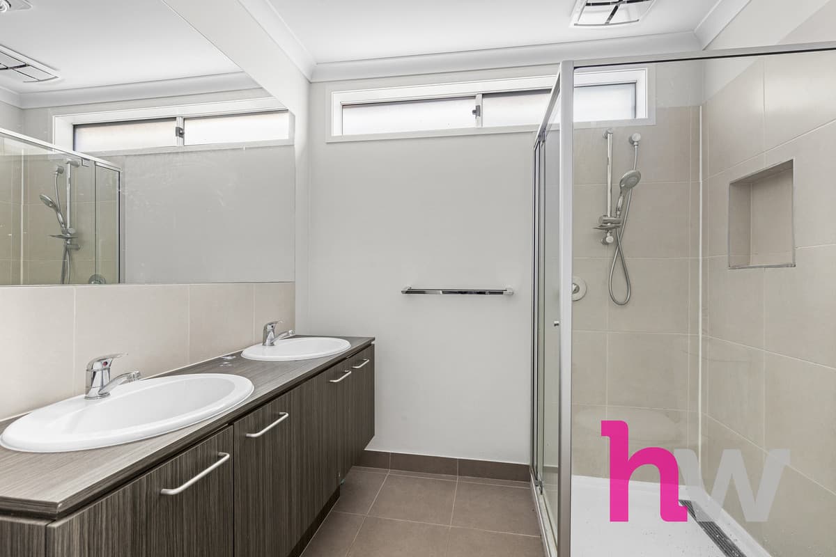 261 Warralily Boulevard, ARMSTRONG CREEK VIC 3217, Armstrong Creek - Thumbnail 4