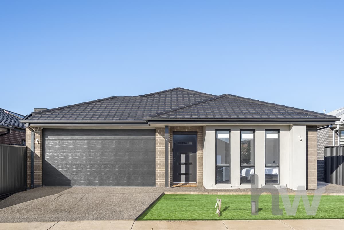 4 Holdfast Court, LOVELY BANKS VIC 3213, Lovely Banks - Image 1