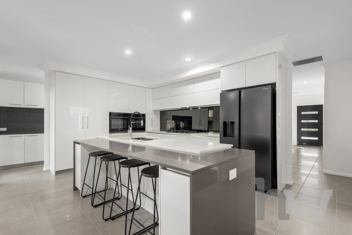 4 Holdfast Court, LOVELY BANKS VIC 3213, Lovely Banks - Thumbnail 6