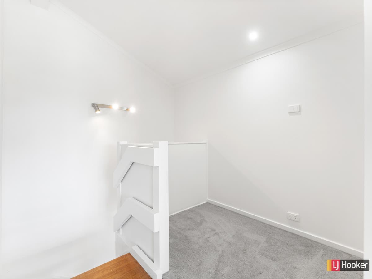 5 East End Crescent, ST ALBANS PARK VIC 3219, St Albans Park - Thumbnail 8