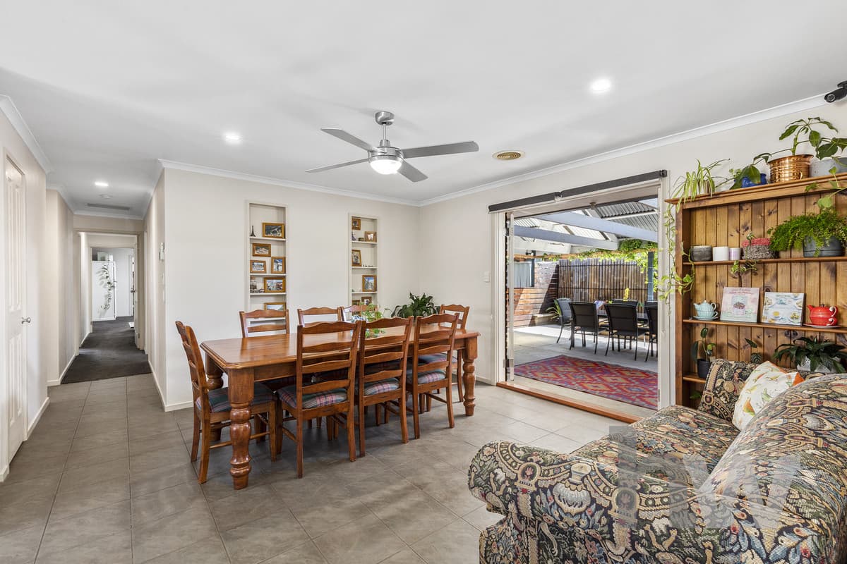 23 Cameron Crescent, LARA VIC 3212, Lara - Thumbnail 6