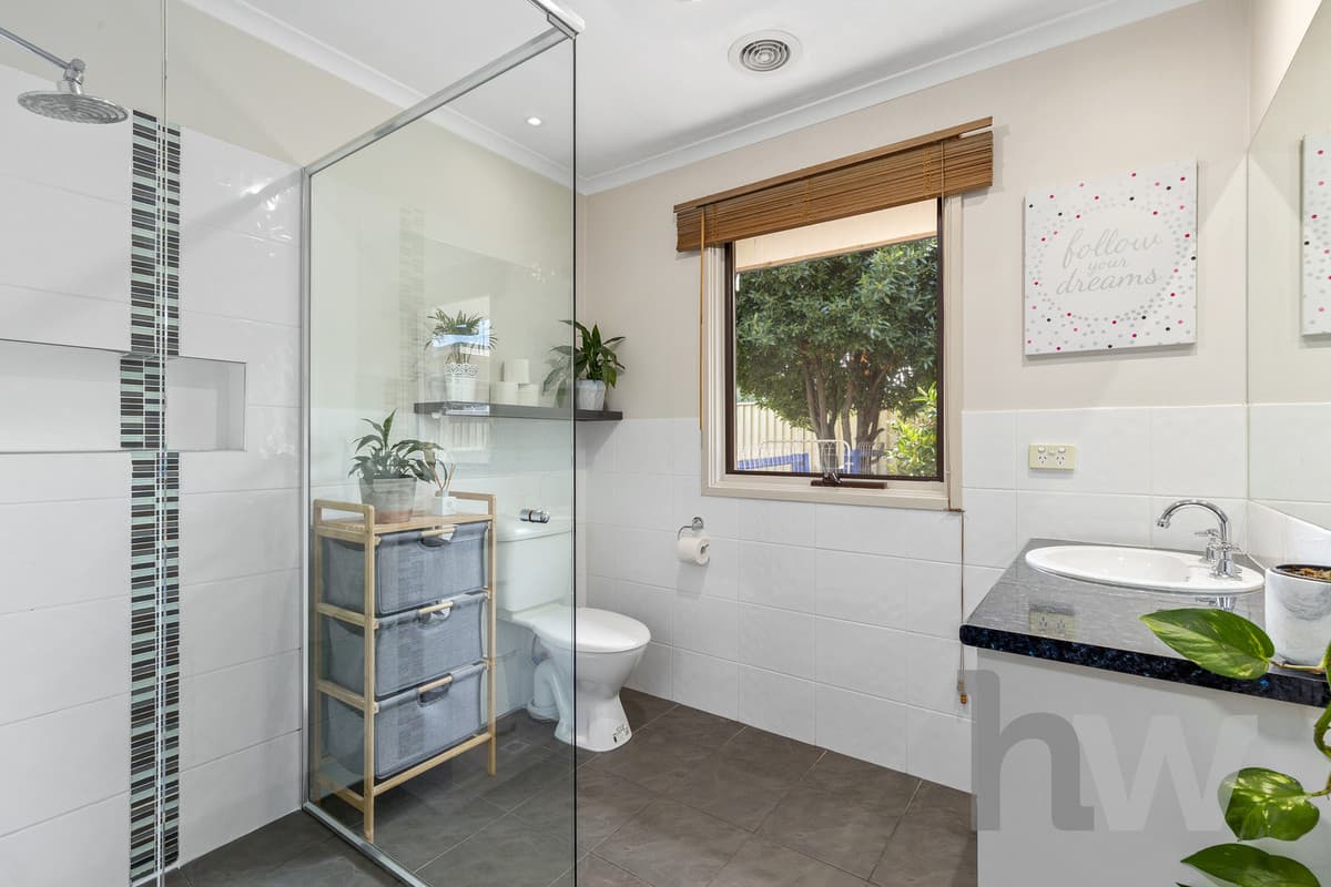 23 Cameron Crescent, LARA VIC 3212, Lara - Thumbnail 8
