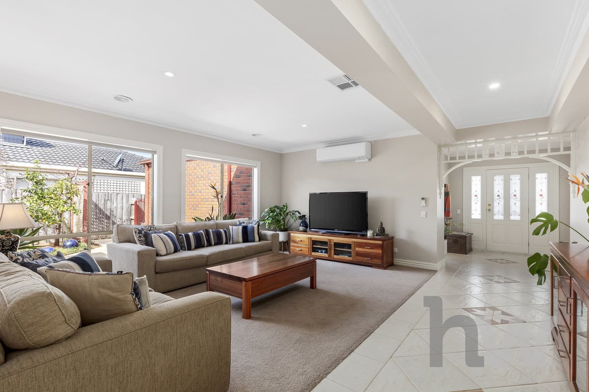 17 Country Gardens Drive, LARA VIC 3212, Lara - Thumbnail 2