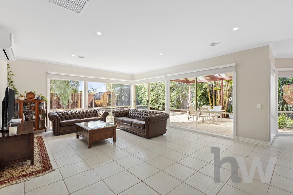 17 Country Gardens Drive, LARA VIC 3212, Lara - Thumbnail 3