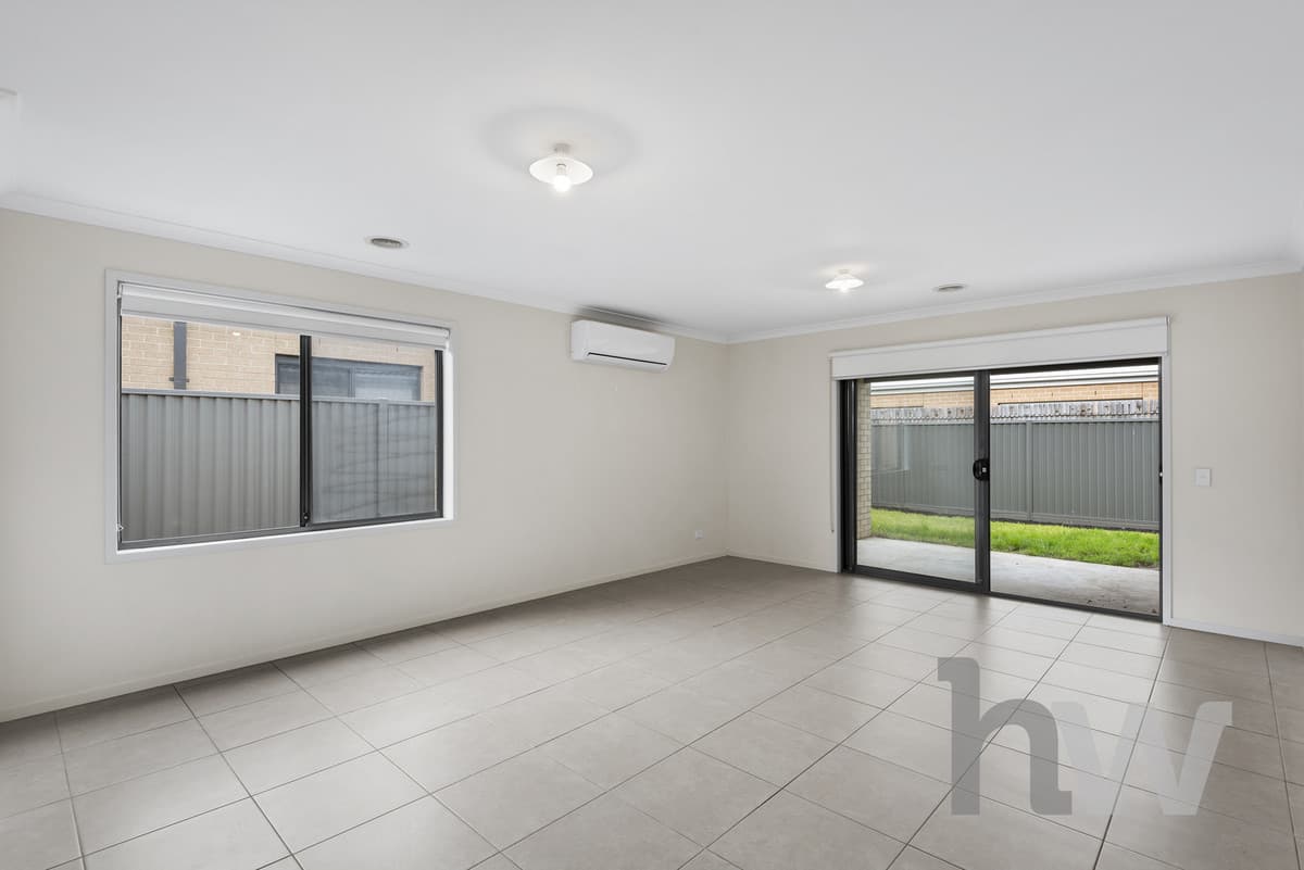 8 Sunflower Way, LARA VIC 3212, Lara - Thumbnail 4