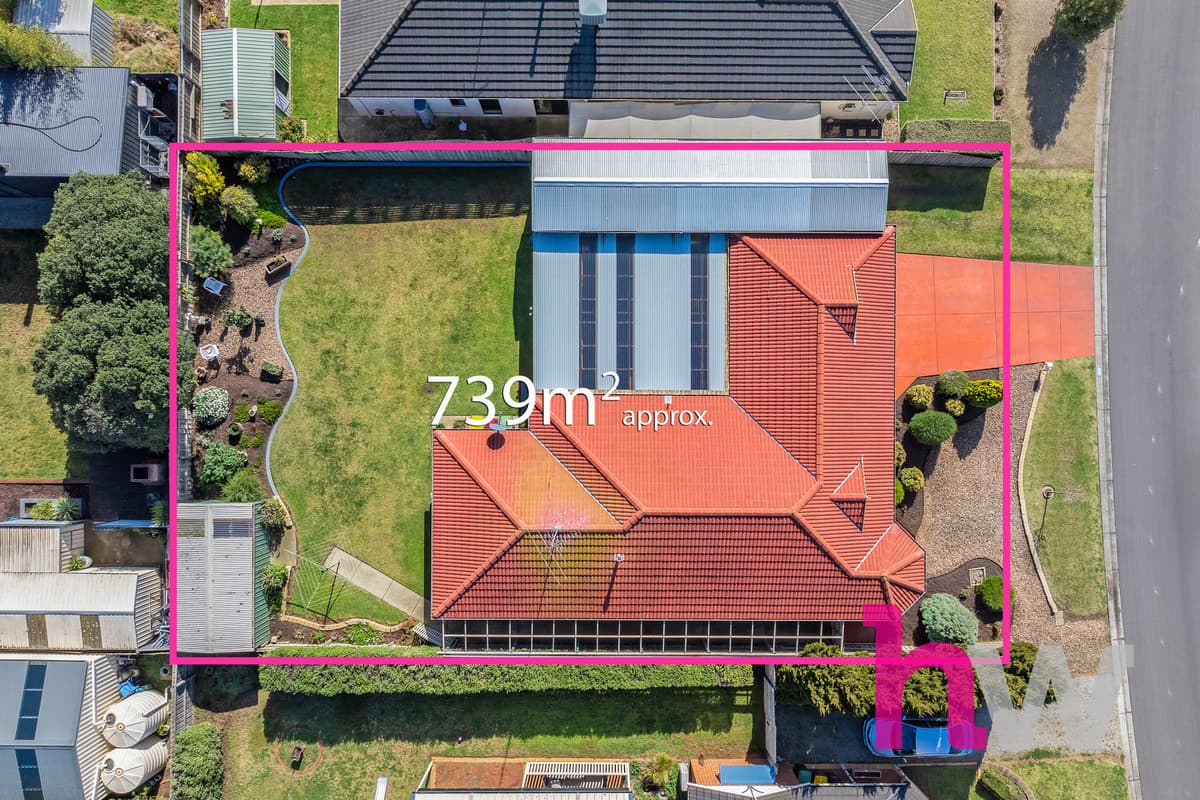10-11 Sparrow Court, LARA VIC 3212, Lara - Image 1