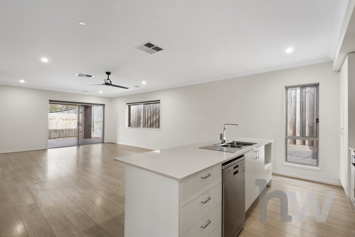 12 Lightwood Road, LARA VIC 3212, Lara - Thumbnail 5