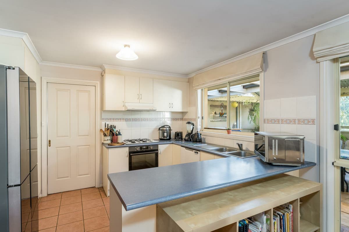 12 Cumberland Drive, LARA VIC 3212, Lara - Thumbnail 4