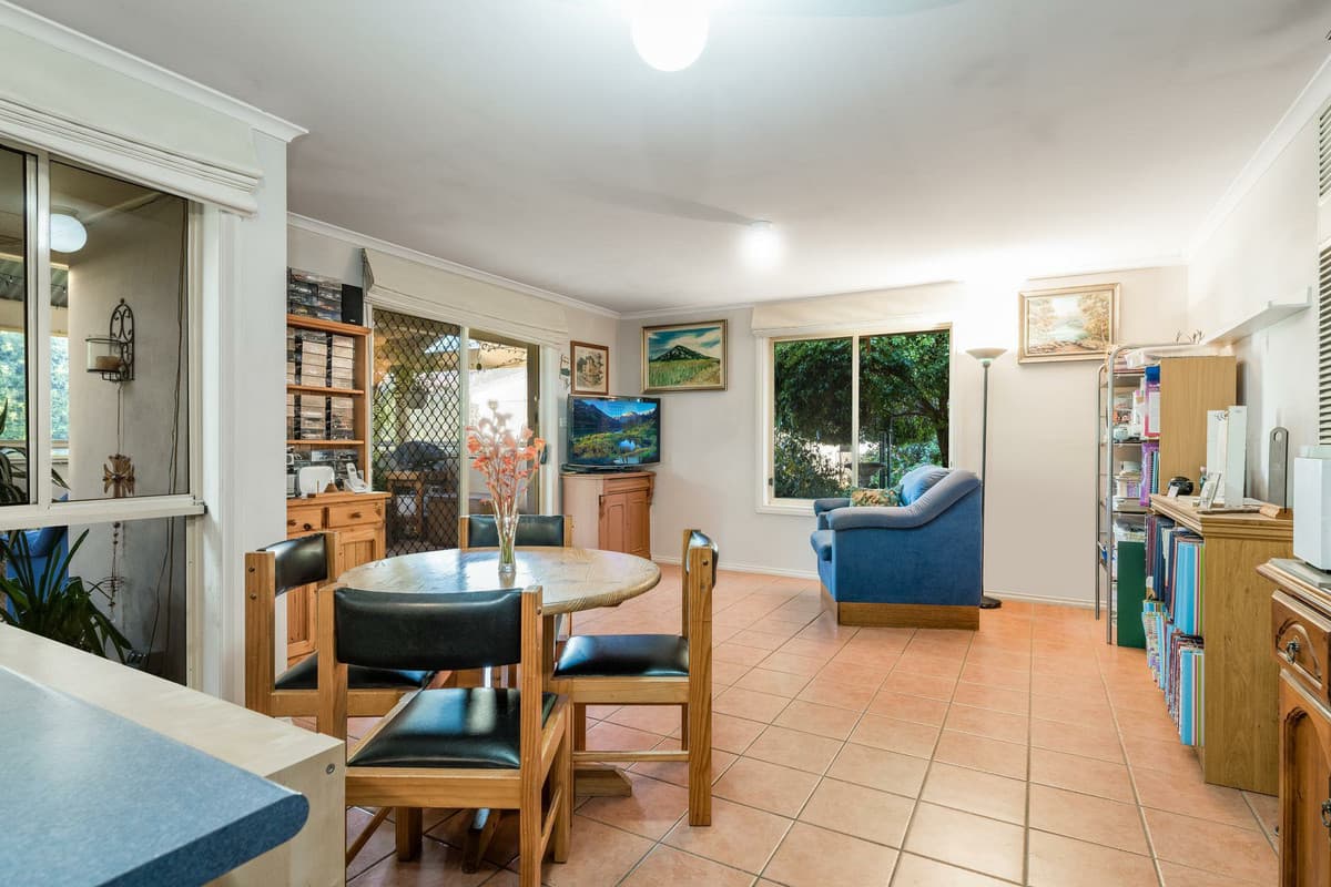 12 Cumberland Drive, LARA VIC 3212, Lara - Thumbnail 5