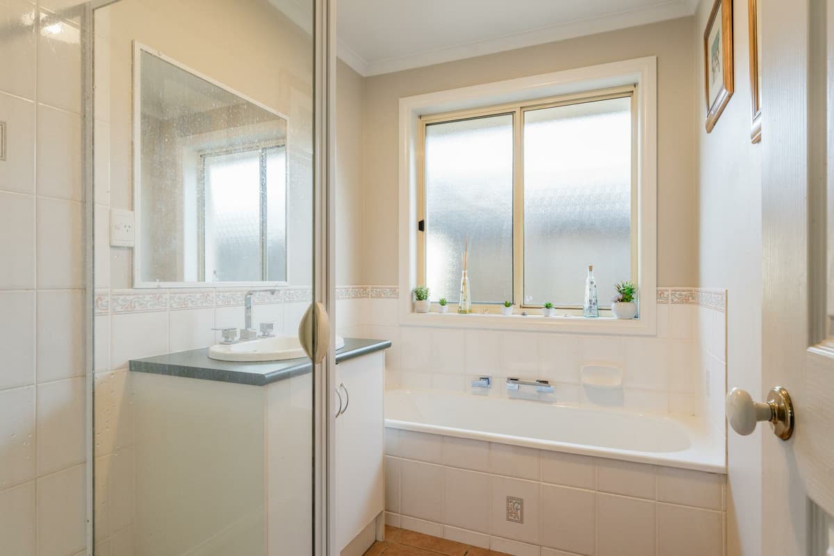 12 Cumberland Drive, LARA VIC 3212, Lara - Thumbnail 8