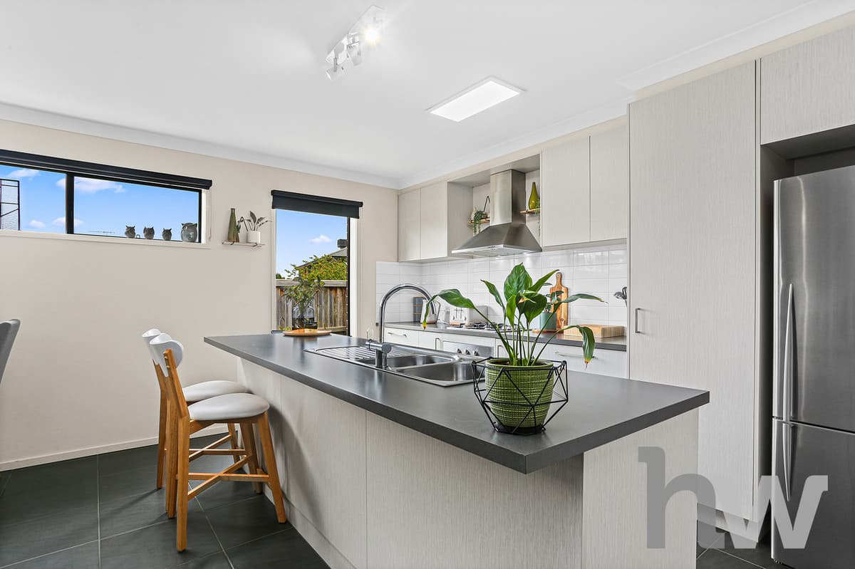 22 Kernot Street, BANNOCKBURN VIC 3331, Bannockburn - Thumbnail 2