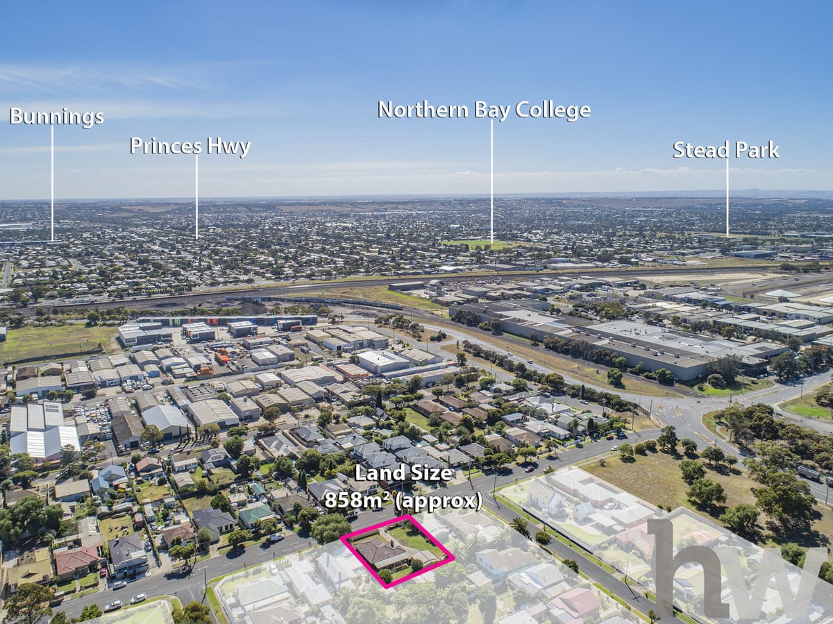 16 Seabeach Parade, NORTH SHORE VIC 3214, North Shore - Thumbnail 4