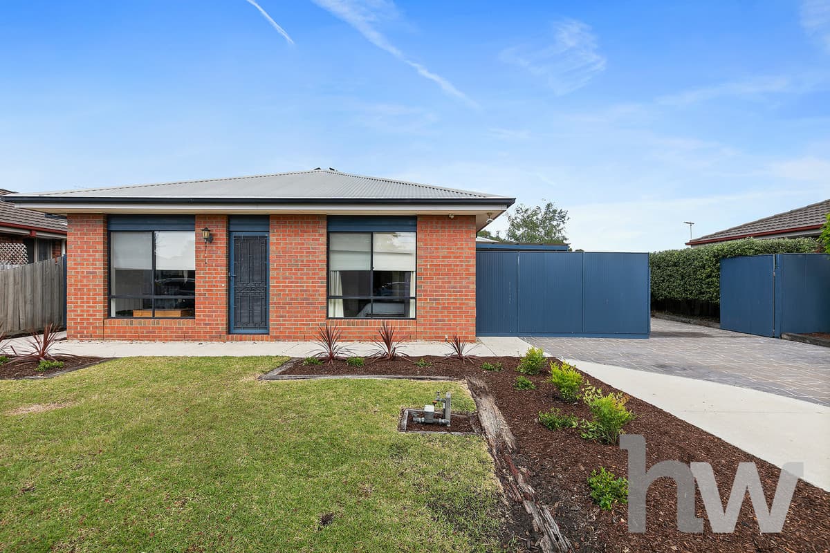 8 Taminga Mews, ST ALBANS PARK VIC 3219, St Albans Park - Image 1